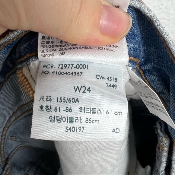 LEVI’S Button Front Mini Skirt in Blue, 100% Cotton, Raw Hem, Size 24 - Picture 5 of 7